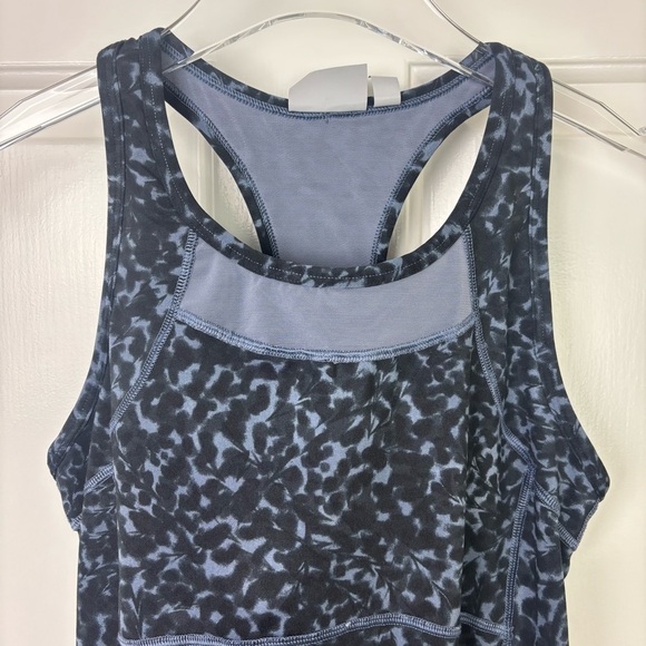 Athleta Women's Stardust Spinnerette Animal Print Workout Tank Top - Picture 3 of 9